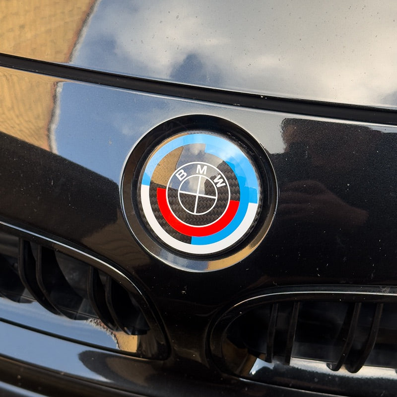 BMW M4 (F82/F83) 50th Anniversary Style Carbon Fibre Front Emblem (82MM)