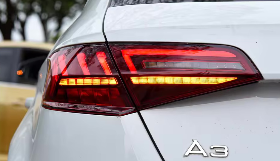 Audi A3/S3/RS3 (8V) Hatchback Facelift Rear Tail Light Upgrade (Plug and Play)