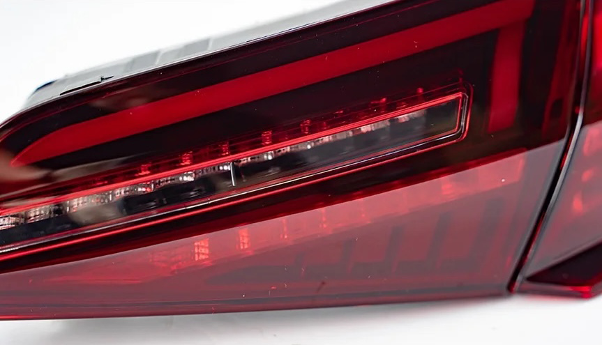 Audi A3/S3/RS3 (8V) Hatchback Facelift Rear Tail Light Upgrade (Plug and Play)