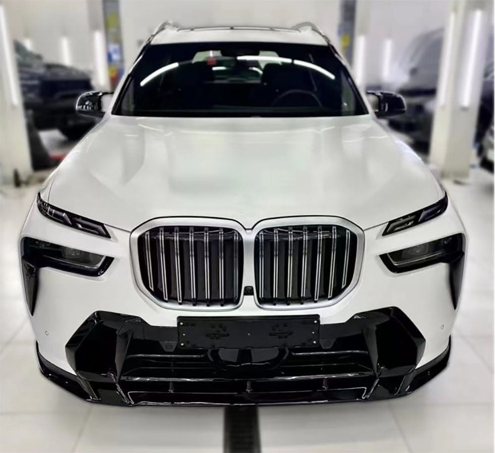 BMW X7 LCI (G07) OEM+ Gloss Black Body Kit