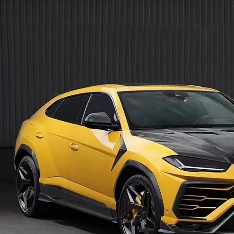 Lamborghini URUS TC Style Carbon Fibre Wheel Arches