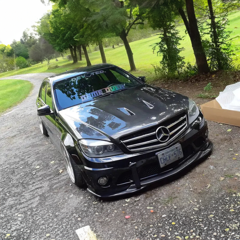 Mercedes Benz C-Class (W204/C204) Black Edition Style Carbon Fibre Hood