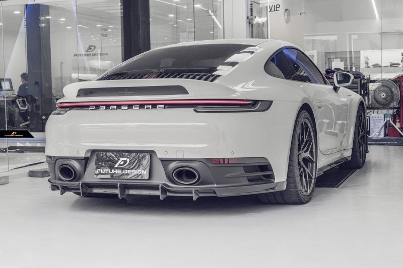 Porsche Carrera (992/911) Aileron arrière Future Design