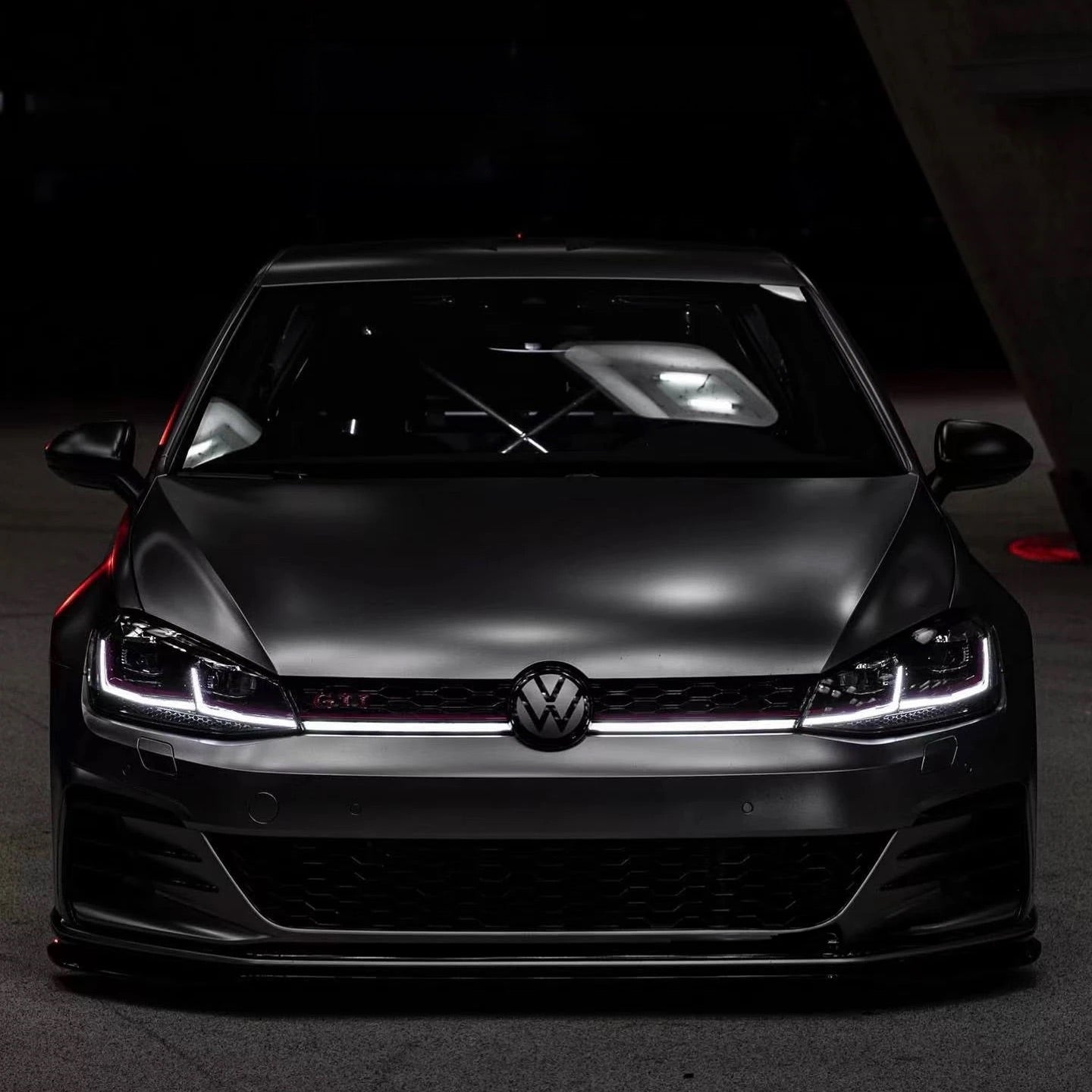 Volkswagen Golf (Mk7) OEM+ LED Front Grille Lights