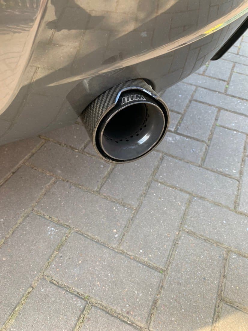BMW M135I M140I F20 F21 Carbon Fibre M Performance Exhaust Tips painted in gloss black with Glossy Carbon Fibre Outer Shell