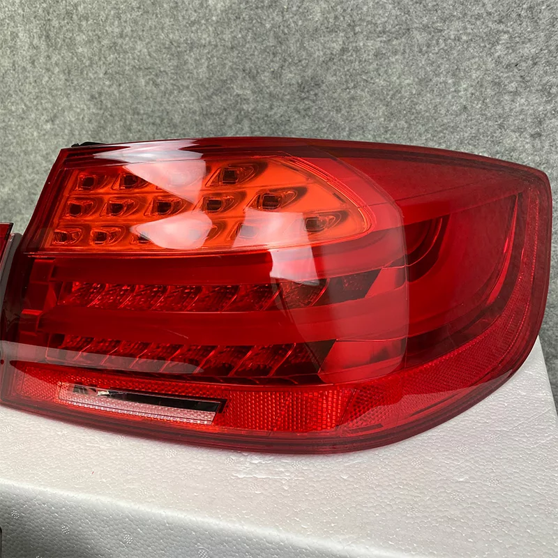  BMW 3 Series (E92) LCI Style Full LED Rear Tail Lights - Manufactured from high-quality components and supplied with direct plug and play fitting kits for E92 3 Series and M3 Models. This product is as simple as replacing your original tail lights. With the Full LED Design and LCI Styling, this product enhances any E92 Model and is also available in the Black Line Styling.