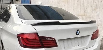 BMW F10 5 Series and M5 CS Style Carbon Fibre Rear Lip spoiler. For the F10 5 Series and M5 Models between 2010 and 2017. This CS Spoiler is manufactured from 100% Carbon Fibre, making this product seriously strong and light to increase downforce with minimal weight increase to your 5 Series BMW. Manufactured by our own factory to be a CS Inspired product. 