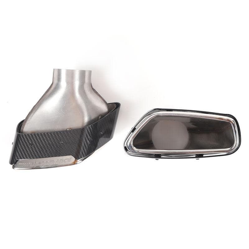 BMW 5 Series G30/G31 M Performance Style Replacement Exhaust Tips for the original exhaust system on all models up to the 540I/550I M Performance Models. Manufactured from real carbon fibre with 304 Stainless steel with the Etched logo finish with precision laser etching to give your BMW Model the best look without the expensive price tag of the MPE Exhaust System. 