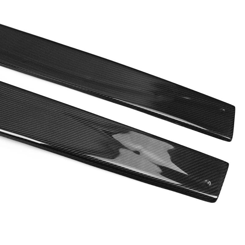 BMW M3/M4 F80/F82/F83 Carbon Fibre M Performance Style Carbon Side Skirts. Manufactured to be a perfect fit to your M3/M4 Model and go perfectly with the M Performance parts styling from BMW. Manufactured from Carbon Fibre and FRP to create a strong and durable product that can withstand the occasional knock when passengers get in and out of your car. 