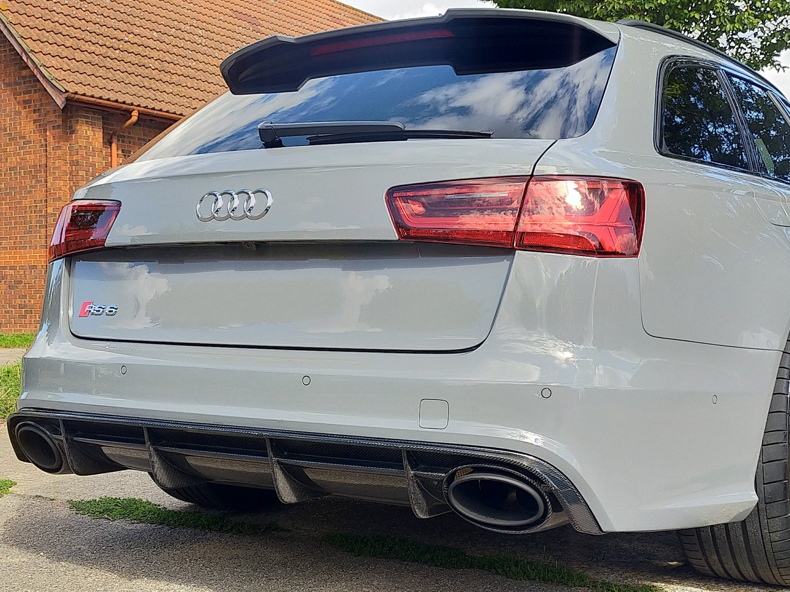 Audi RS6 (C7/C7.5) TCR Style Carbon Fibre Rear Diffuser