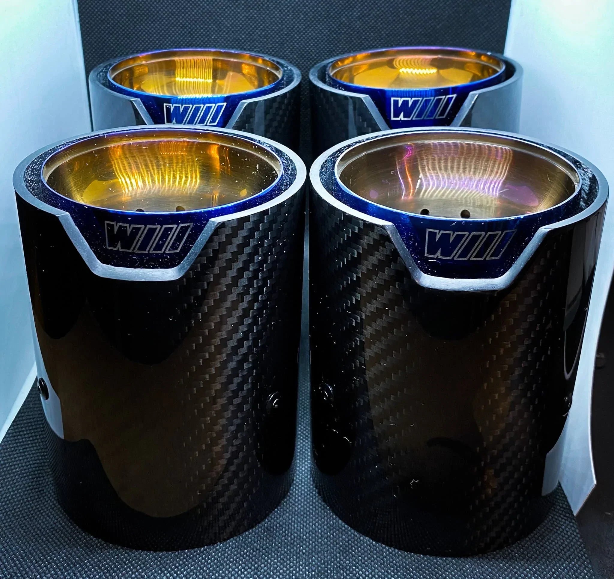 BMW M2/M3/M4/M5/M6 Burnt M Performance Carbon Fibre Exhaust Tips Fitment Designed to fit the Following M Power Models F87 M2 M2C 2015 - 2019 F80 M3 2013 - 2019 F82 F83 M4 2014 - 2019 F10 M5 2011 - 2017 F90 M5 2017 - 2019 F12 F13 M6 2012 - 2019 Blue M Performance Exhaust Tips. 