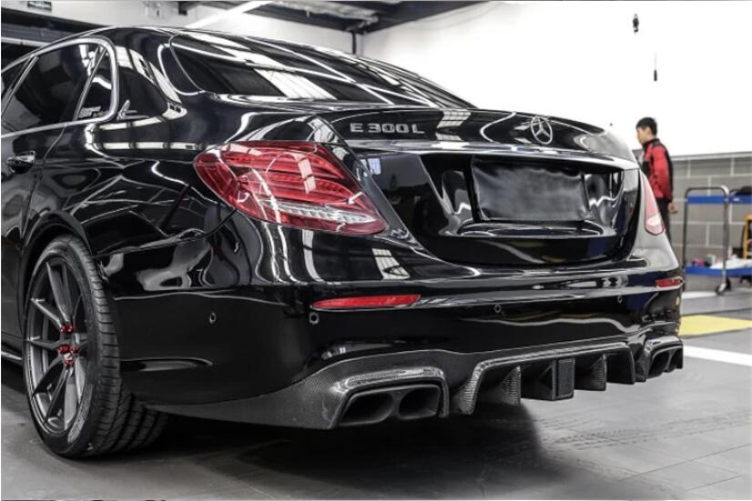  Mercedes (W213) E63/E63S BRABUS 800 Inspired Carbon Fibre Body Kit - Taking Inspiration from the most famous car modification company BRABUS. This Kit is designed to make your E63/E63s Model look like the W213 BRABUS 800 E Class Model. Containing the Front Lip, Side Skirts, Rear Diffuser with 3rd Brake Light, Rear Exhaust Tips and Rear Spoiler all styled like the BRABUS Original Parts. 
