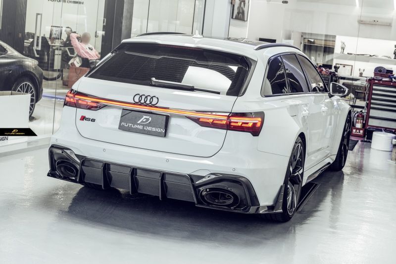 Audi RS6 (C8) Future Design Carbon Fibre Side Skirts - Manufactured from Pre-preg carbon fibre and designed to fit the RS6 Avant Models perfectly to transform the side angle entirely.
