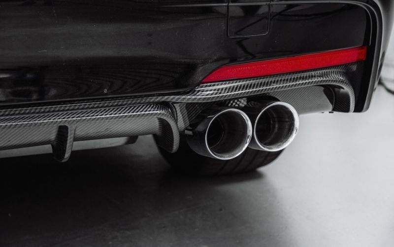 BMW F30 F31 Saloon/Estate M Tech Rear Diffuser for the Quad Exhaust Tips is Super lightweight and Durable. It is UV-Protective Clear Coated or Fade & Rust Resistant. The Carbon Fibre Rear Diffuser is Made of  2*2 3K Twill Carbon Fibre FRP material.  This rear diffuser fits for BMW F30/F31 M-Sport 12-18. Its Racing inspired aerodynamics and styling will fit BMW 3 series F30/F31 M sport edition 320i 325i 328i 335i M sport M-tech.