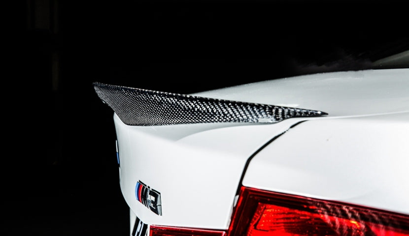 BMW F30/F80 M3 M4 Style Carbon Fibre Rear Spoiler made of high-quality 2*2 3K Carbon Fibre material enhances the exterior appearance of the vehicle's bumper and gives it a nice sporty look. This Rear Spoiler dramatically enhances style and appearance. It also Increases Aerodynamics.