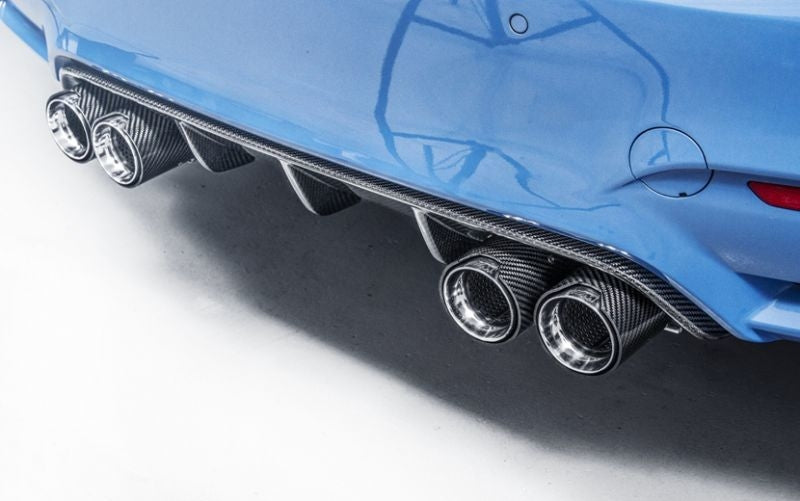 This M Performance Style Rear Diffuser Kit is perfect for BMW F80 M3 F82 F83 M4 (2012-2018). Replacing the original bumper diffuser and installing this rear edge diffuser on professional with screws. Top Level Manufacturer 2*2 3K Twill Carbon Fibre and UPR Program With advanced technology and high quality.
