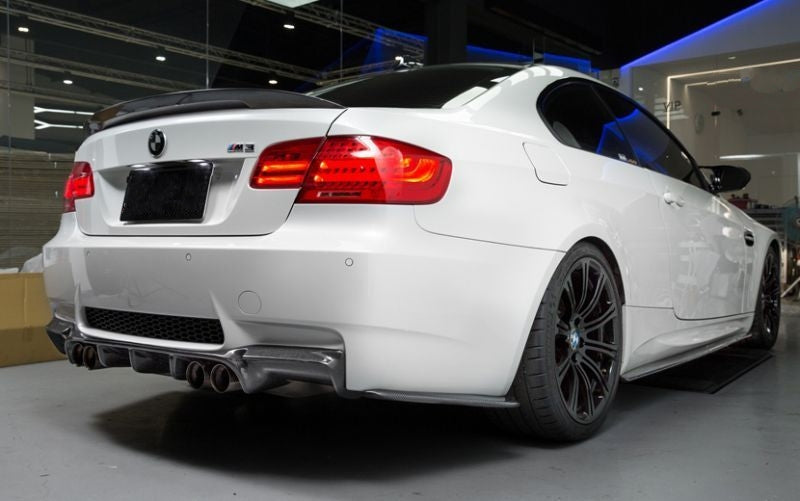 BMW M3 E9X M Performance Style Carbon Fibre Side Skirt Extensions - Manufactured to fit the E90 M3 Saloon E92 M3 Coupe and E93 M3 Convertible Models. This product is attached with either fixing screws or bonds to create a stunning addition to the side of your M Model BMW. Enhancing the side view while providing aerodynamic downforce. 