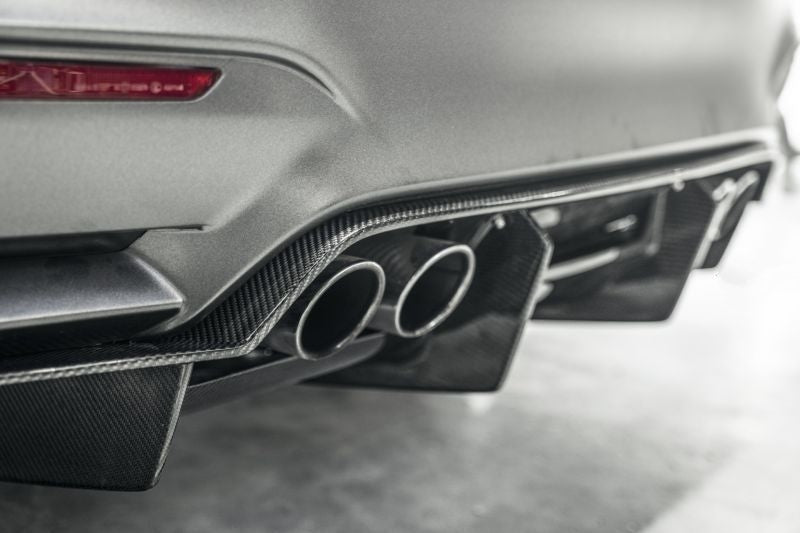 PSM Style Rear Bumper Diffuser is made of using High-Quality 2*2 3K Twill Carbon Fibre With FRP. It is Created using precision moulds from OEM parts for great fitment. It Makes Your Car Unique Designed to give your F80 M3 F82 F83 M4 that extra Flare with our Carbon fibre Rear Diffuser.