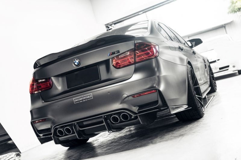 PSM Style Rear Bumper Diffuser is made of using High-Quality 2*2 3K Twill Carbon Fibre With FRP. It is Created using precision moulds from OEM parts for great fitment. It Makes Your Car Unique Designed to give your F80 M3 F82 F83 M4 that extra Flare with our Carbon fibre Rear Diffuser.