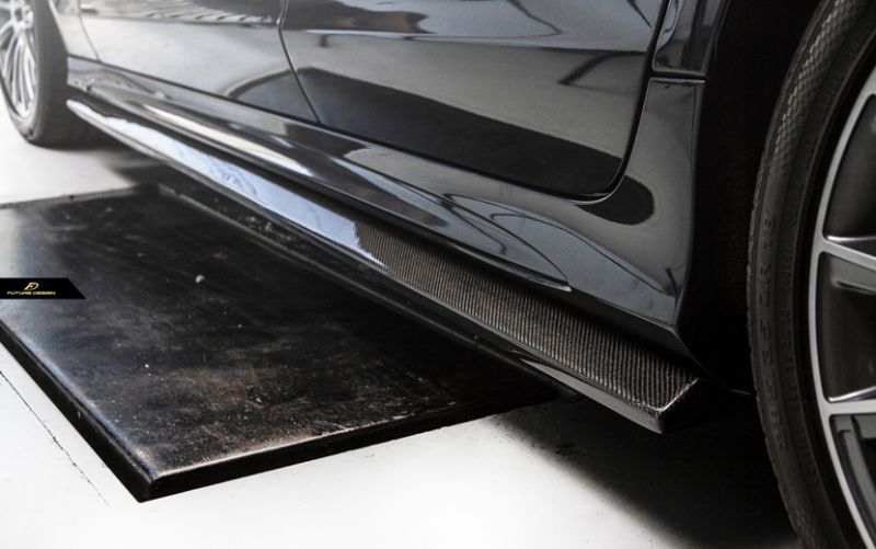 Mercedes Benz Classe CLS/CLS63 (W218) Jupes latérales en fibre de carbone Future Design